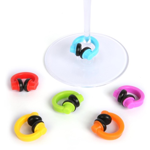 パーティ×音楽は相性抜群！ ヘッドフォン型のステムマーカー【Headphone Drink Charms】