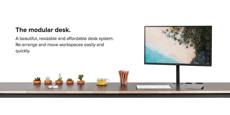 モニター位置やコンセントの数を、お好みでカスタマイズできるデスク【de-sk】
