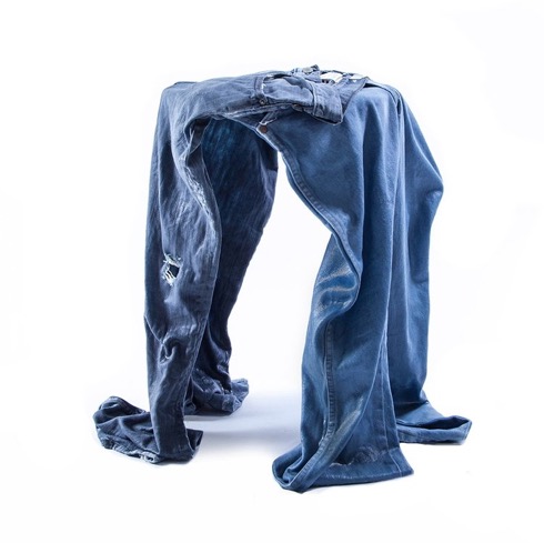はいてない、ジーンズのスツール【Worn Stool】