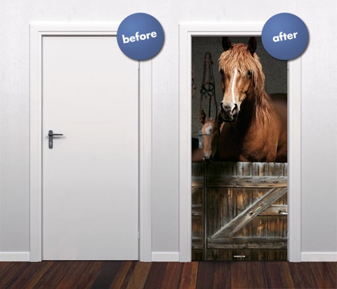 何の変哲もないドアを「どこでもドア」に変身させるステッカー【style-your-door.com】