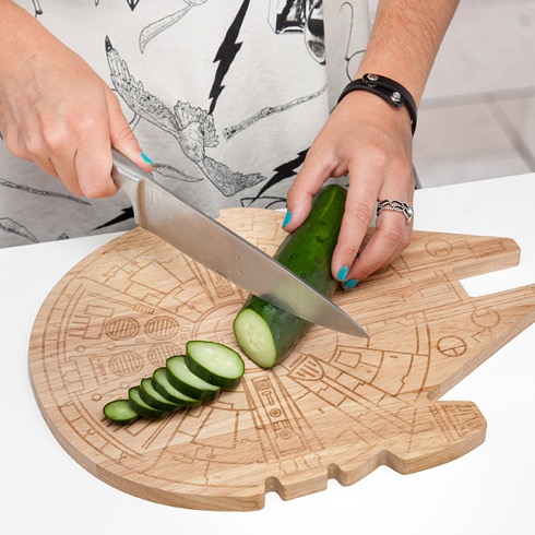 ミレニアムファルコン＆デス・スターのまな板【Star Wars Wooden Cutting Board】