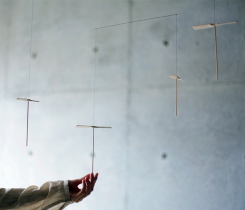 ふわりゆらゆらいつまでも。竹とんぼのインテリアモビール【bamboo copTer】