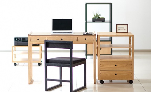 老舗家具メーカーが提案する本格派の「書斎家具」【文房シリーズ 2010】