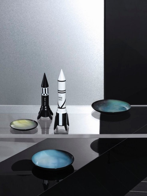 ロケットのペッパーミルに惑星のお皿。宇宙感溢れるテーブルウェア【COSMIC DINER】