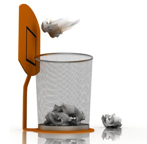 ゴミ箱を「バスケットゴール」にして遊んでみよう！【iOLYMPIC Wastebasketball】