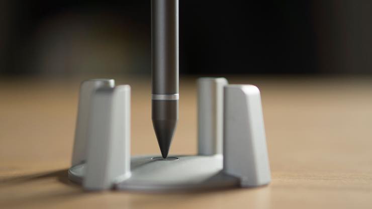 世界初。重力に逆らって浮くペン【Hoverpen】