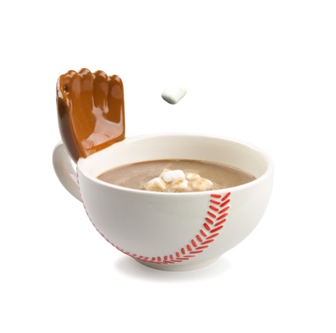 グローブに注目。野球なマグカップ【BASEBALL MUG WITH A GLOVE】