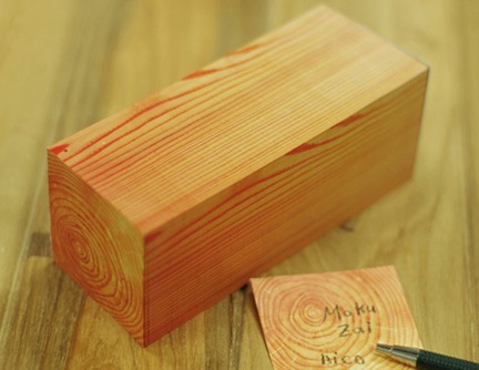 角材ソックリのメモ帳【Kakuzai Wood Memo Block】