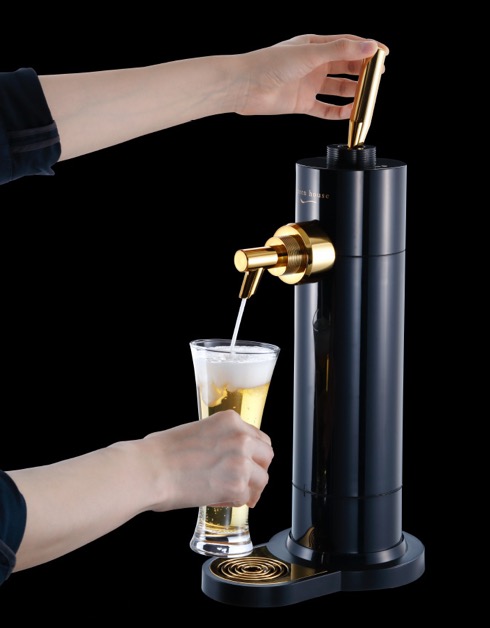 おうちでビアホール気分の本格派ビアサーバー【スタンド型ビアサーバー】