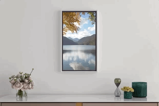 リフォーム不要。窓のない部屋を救うインテリアディスプレイ【Atmoph Window 2】