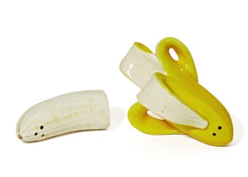 合体させるとバナナになるソルト＆ペッパー【Banana Salt and Pepper Shaker】