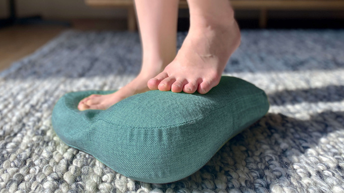 11種類の宅トレに対応。クッションみたいなステッパー【Activital Air Stepper】