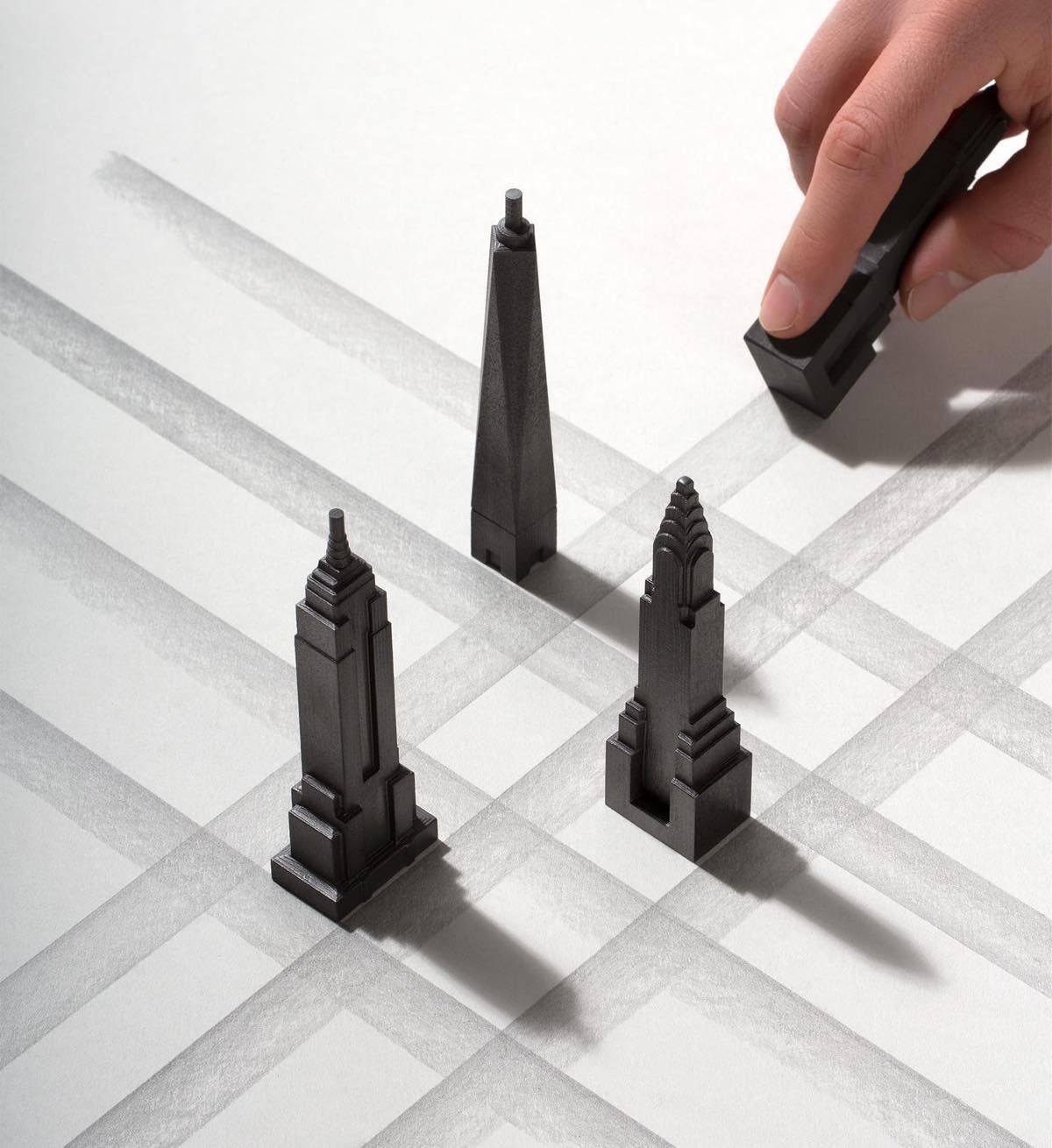 超高層ビルのエンピツ【Graphite Towers】