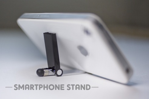 スマホスタンド×スタイラス×防水USBメモリの三徳デバイス【US3 Drive】