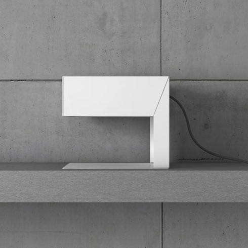 メタルシートを折り曲げて作るDIY照明【Qbik lamp】