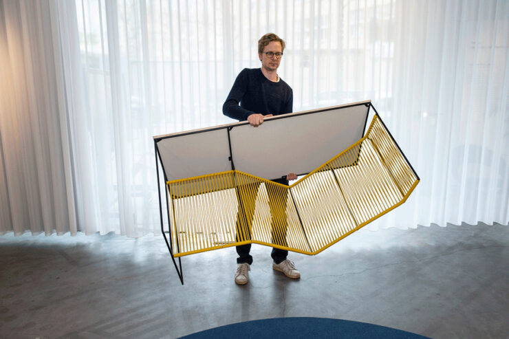 省スペースすぎる。ベッド一体型のデスク【Chaise renversée】