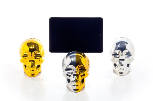アヤシく煌めくガイコツ型のタブレットホルダー【Skull Tablet Holder】