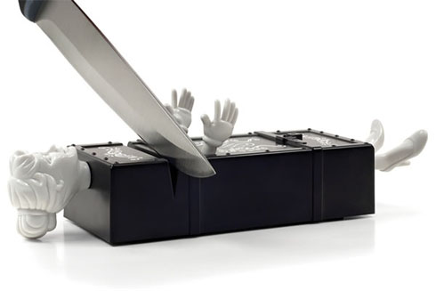 人体切断マジックが出来る？包丁研ぎ【Sharp Act】