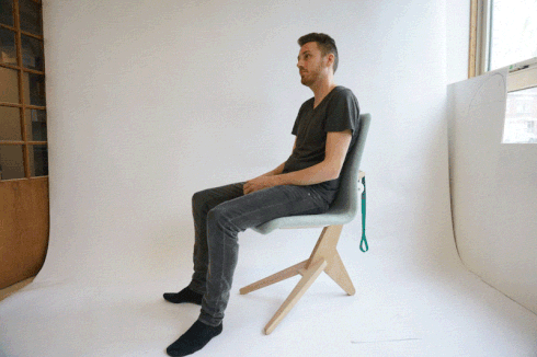 ラウンジチェアに変身する椅子【Hybrid Chair】