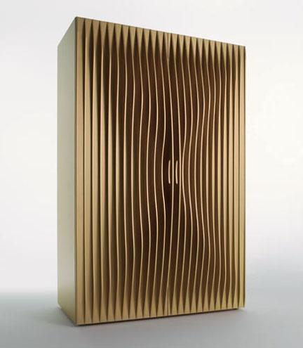 オシャレな洋服を収納するなら、洋服ダンスにもこだわろう！【Blend】