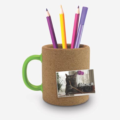 コルクボードにもなる！マグカップ型ペンスタンド【Memo Mug】