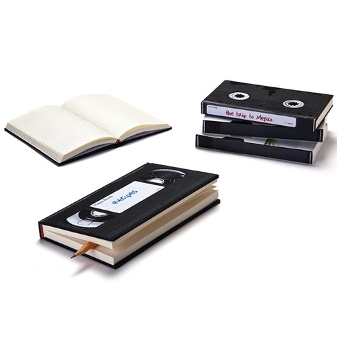 レトロ感満載。VHSテープのノート【Video Notebook】