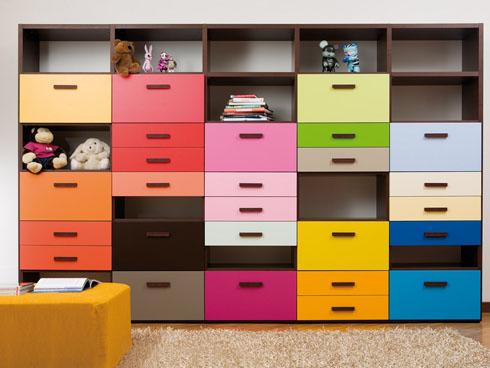 思わず心が踊りだす。カラフルな子供部屋用の本棚【Librerie】