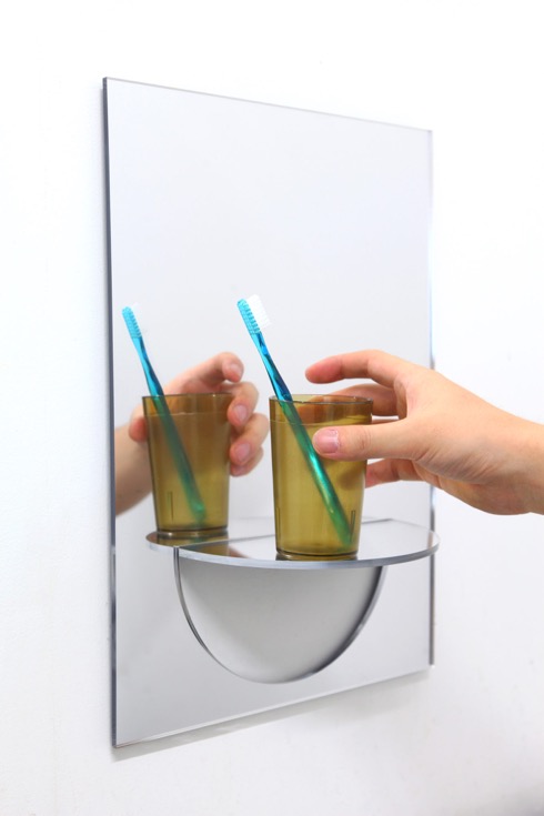 置ける鏡【U Mirror】