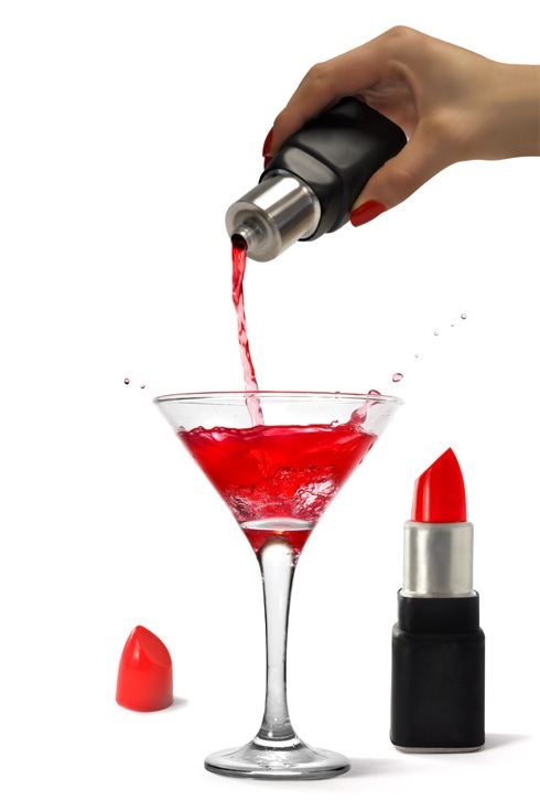 口紅にソックリなスキットル【Lip Flask】