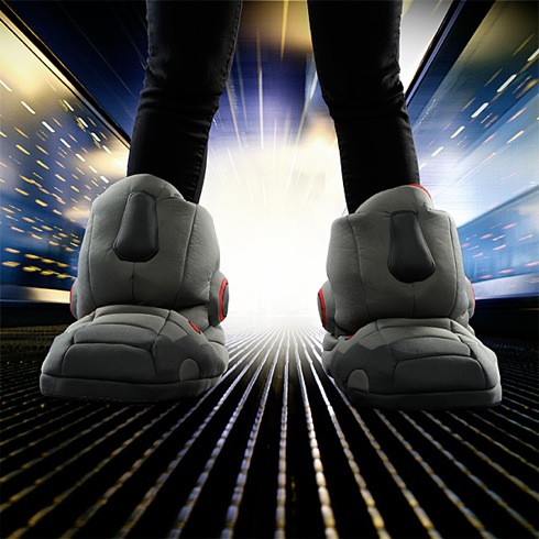 ロボな気分になれるスリッパ【Giant Robot Slippers with Sound】