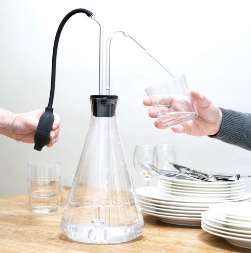 理系なカオリが漂うウォーターサーバー【Table Tap】