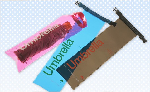 濡れた折り畳み傘をバッグにしまえる便利アイテム！【ノータム・かさケース】