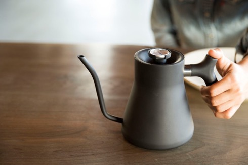 ぴったりの温度が分かるケトル【Stagg Pour-Over Kettle】