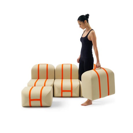 クッション×８＝ソファ？【Self-made Seat】