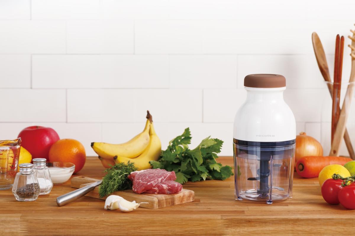 かき氷も作れちゃうフードプロセッサー【Capsule Cutter Quatre】