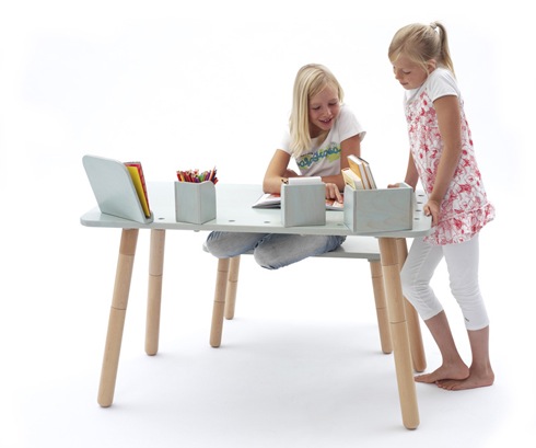 子供に合わせて「成長」する学習机（キッズデスク）【Growing Table】
