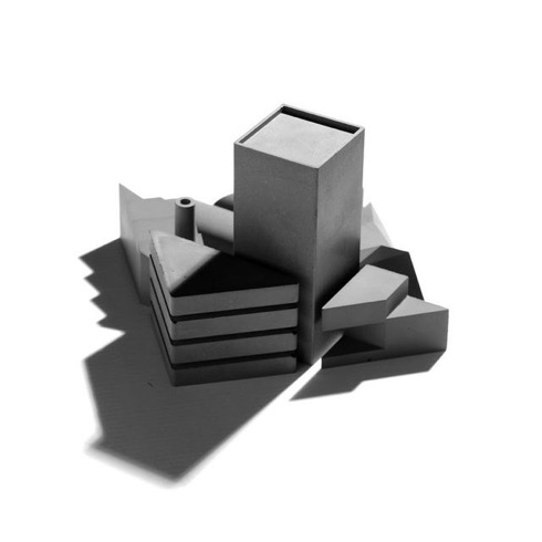 建築パーツを組み合わせろ！ コンクリート製のタングラム【Tangram City Sculpture】