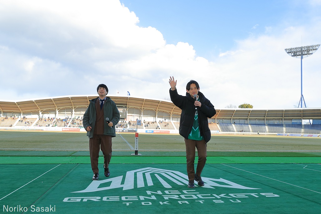 旧国立競技場の芝　キーチェーン with Sports 池田省治さん（（株）オフィスショウ代表取締役