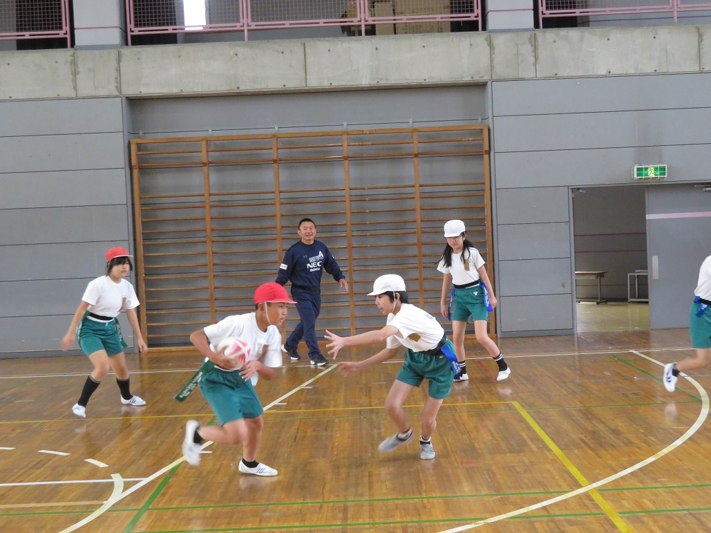 R-CONNECTION：守谷市立松前台小学校タグラグビー教室 実施報告