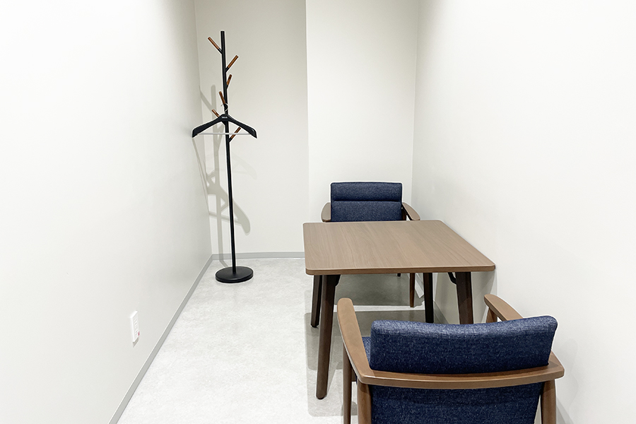 TKP新橋新虎安田ビル NIKAI 控室