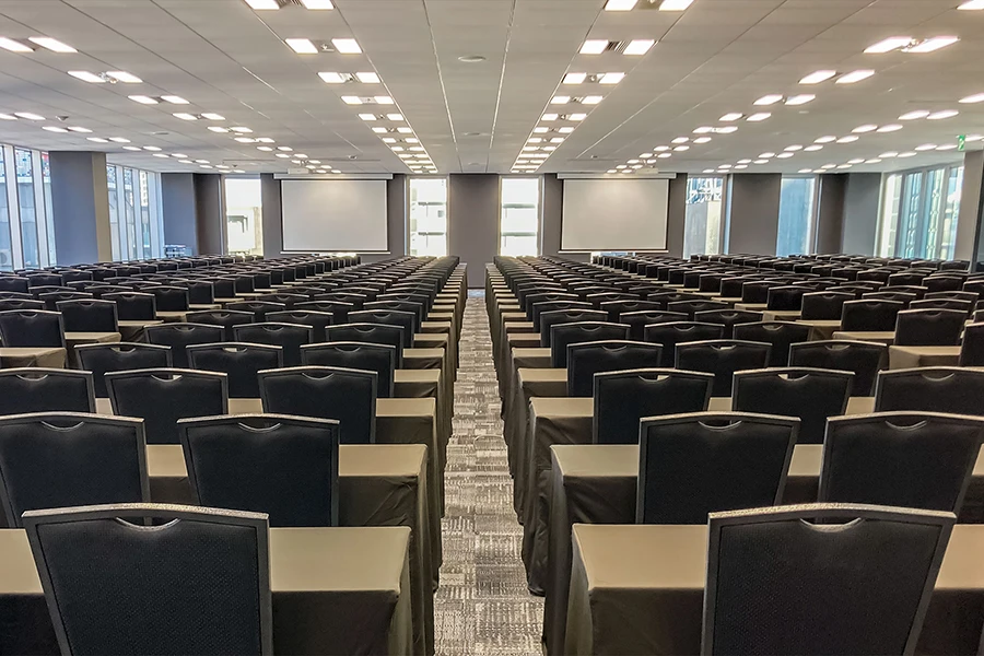 TKPガーデンシティPREMIUM大阪梅田新道 会議室