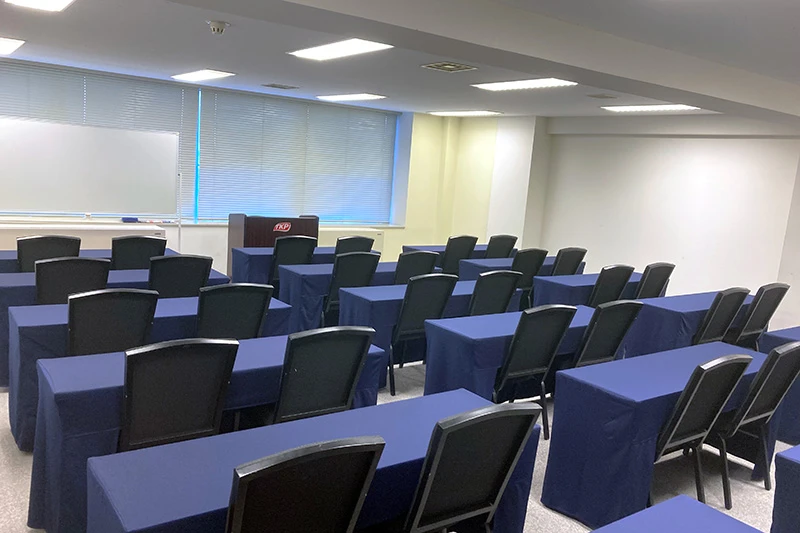 TKP新大阪ビジネスセンター カンファレンスルーム4D