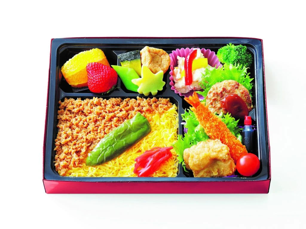 TKP特製弁当（彩り）鶏そぼろ　※お茶付き