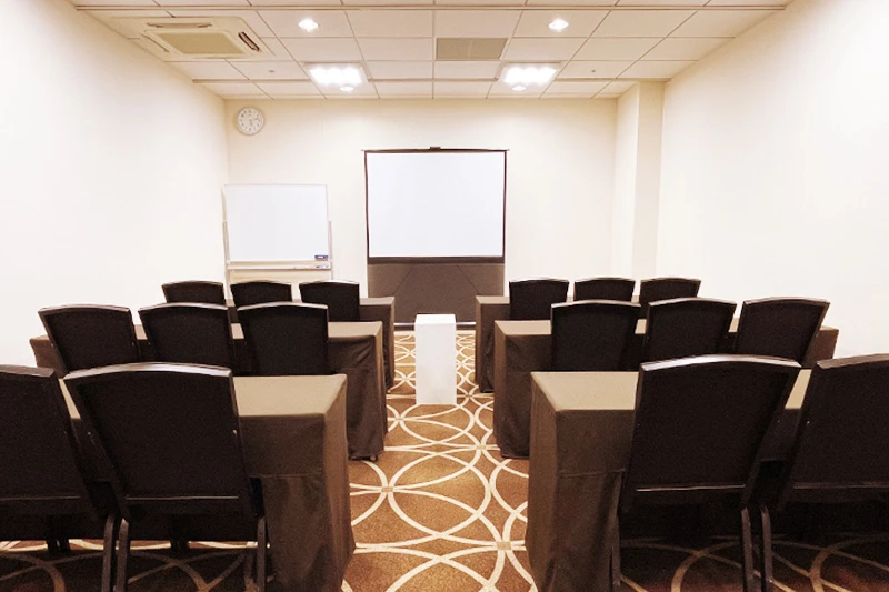 TKPガーデンシティPREMIUM仙台西口 ミーティングルーム8L