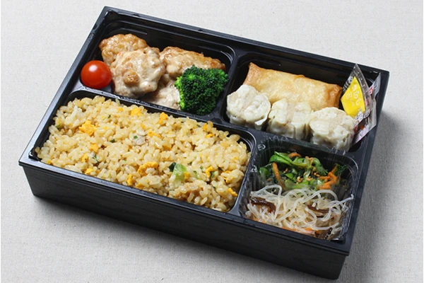 中華点心と鉄鍋チャーハン