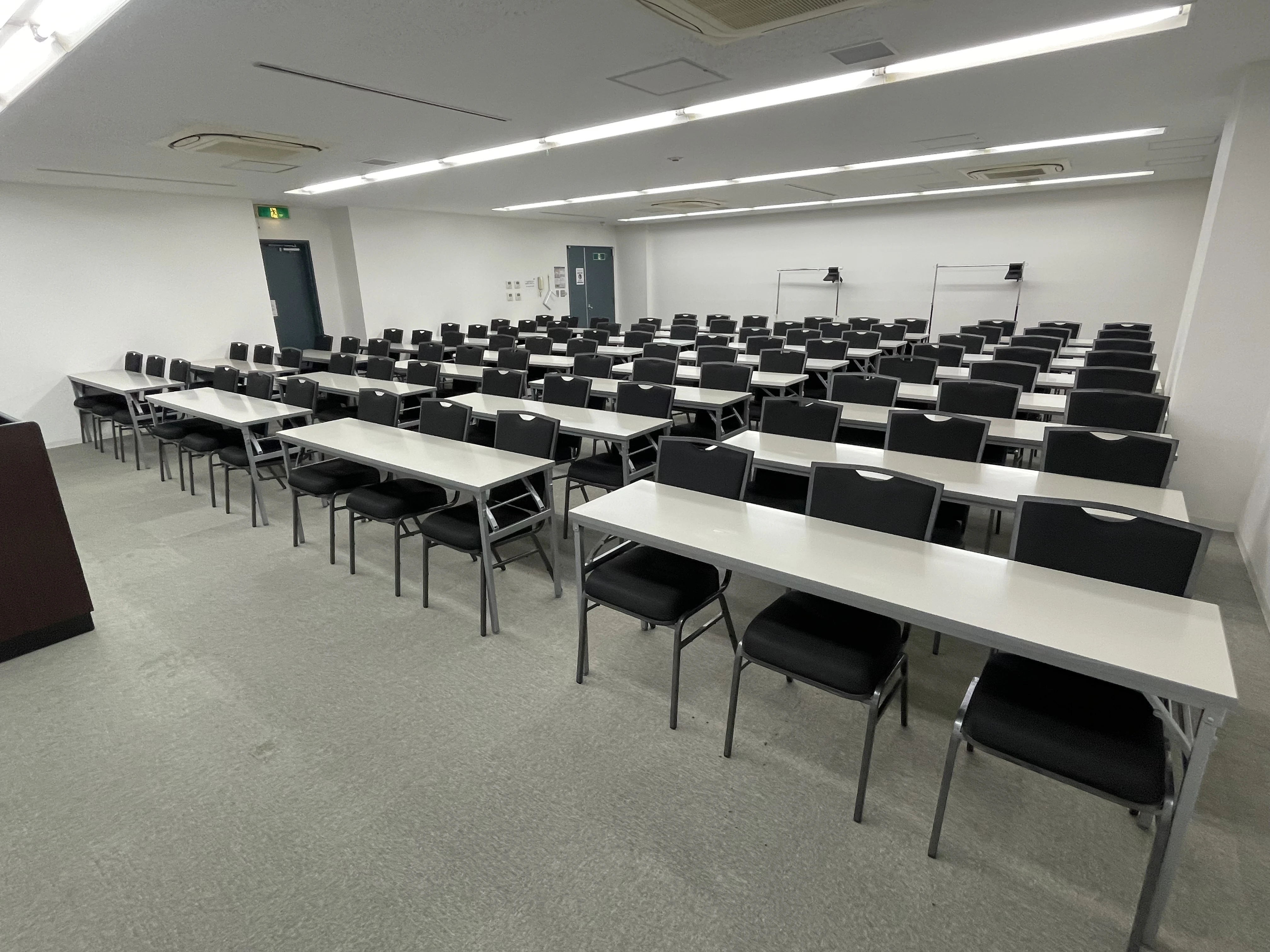 TKP神田ビジネスセンター カンファレンスルーム604