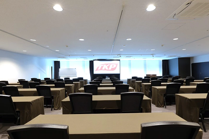 TKPガーデンシティPREMIUM広島駅北口 ホール3B