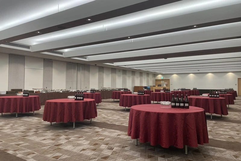 TKPエルガーラホール 中ホール（全）