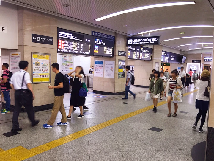 JR大阪駅(地上ルート)1