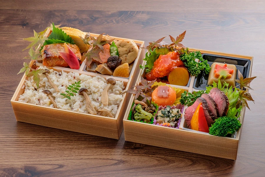 《典座》季節の懐石折詰弁当　梅